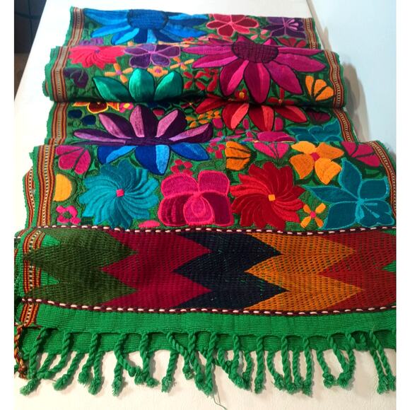 Mexican Handmade Traditional Woven Embroidered Bright Floral Table Runner 96X17 - Picture 9 of 10